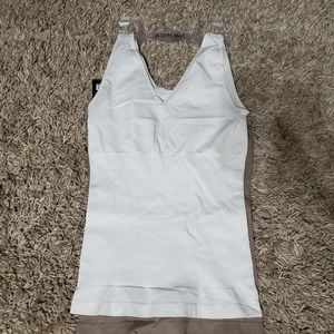 Women's XL shaping tanks